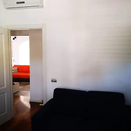Central Apartment *