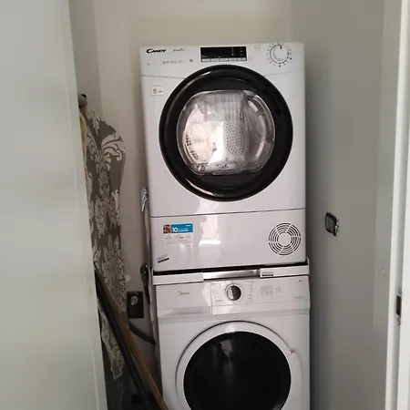 Central Apartment *