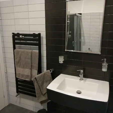 Apartment Central *